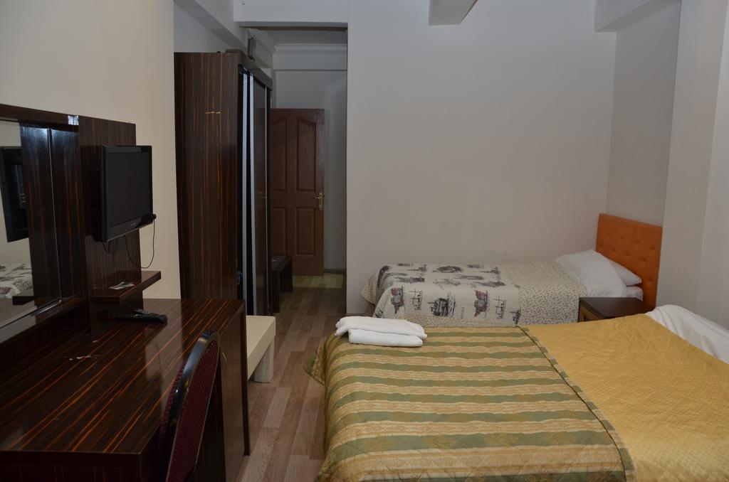 Oezkonak Hotel Ankara Ruang foto