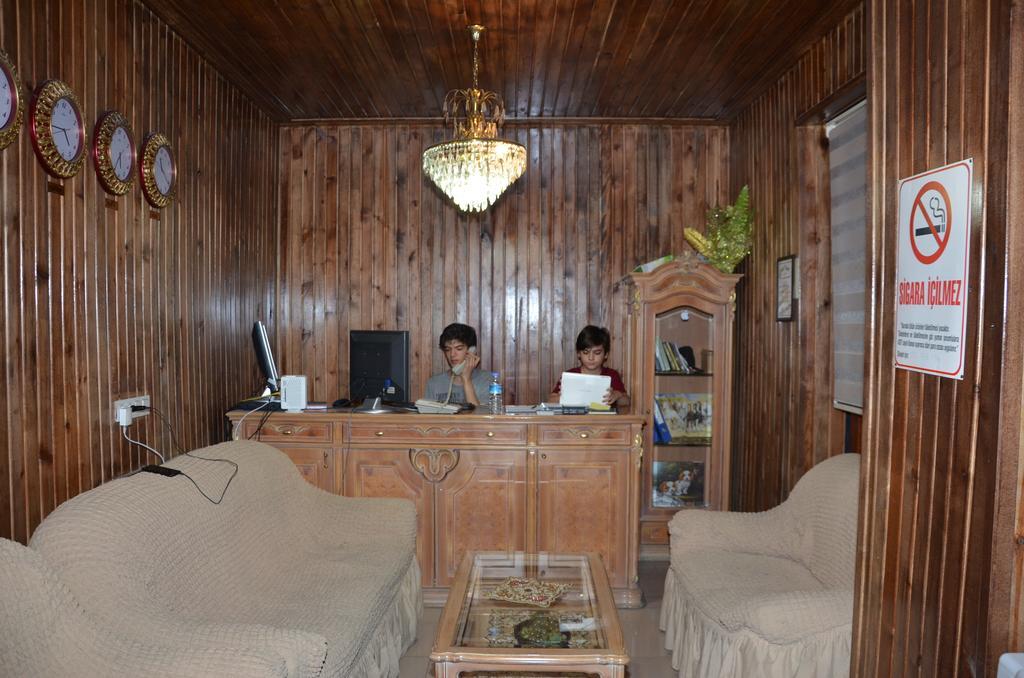 Oezkonak Hotel Ankara Ruang foto