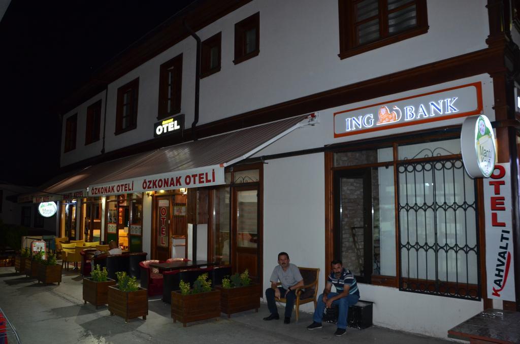 Oezkonak Hotel Ankara Ruang foto
